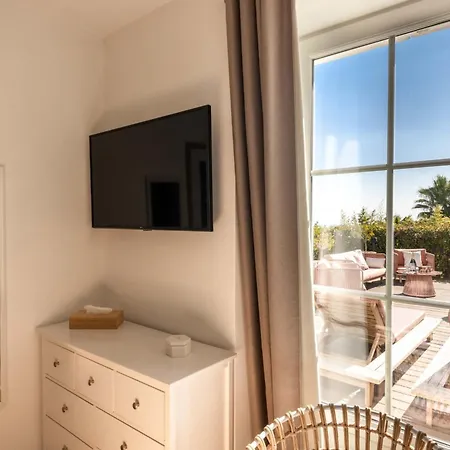 Holiday home 2 Private With Pool And Garden Sea View Nice
